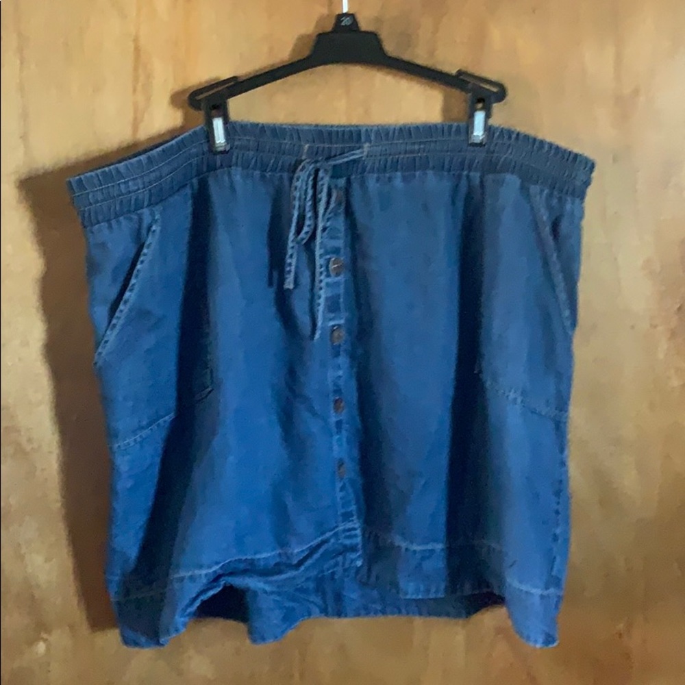 Universal Thread Jean skirt